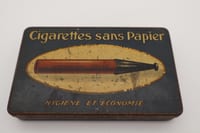 Boîte ancienne Cigarettes sans Papier L’International –tabac– objet publicitaire