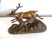 ANCIENNE SCULPTURE BRONZE Cerf avec Chien de Chasse Signée J MOIG Jules Moigniez