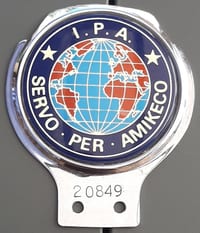 Plaque Automobile Police IPA International Association métal ORIGINAL Car badge