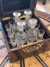 Cave a liqueur xixeme