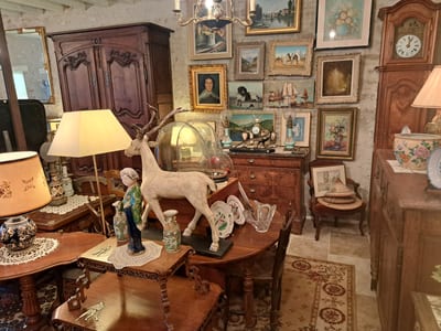 Antiquités brocante Le vieux Matos — antiquaire à La Chapelle-Saint-Martin-en-Plaine