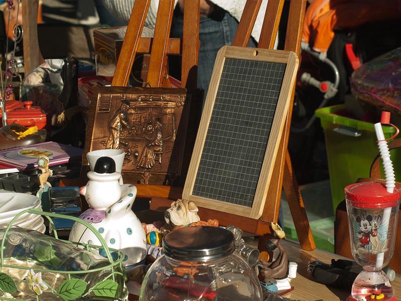 Brocante - vide-greniers